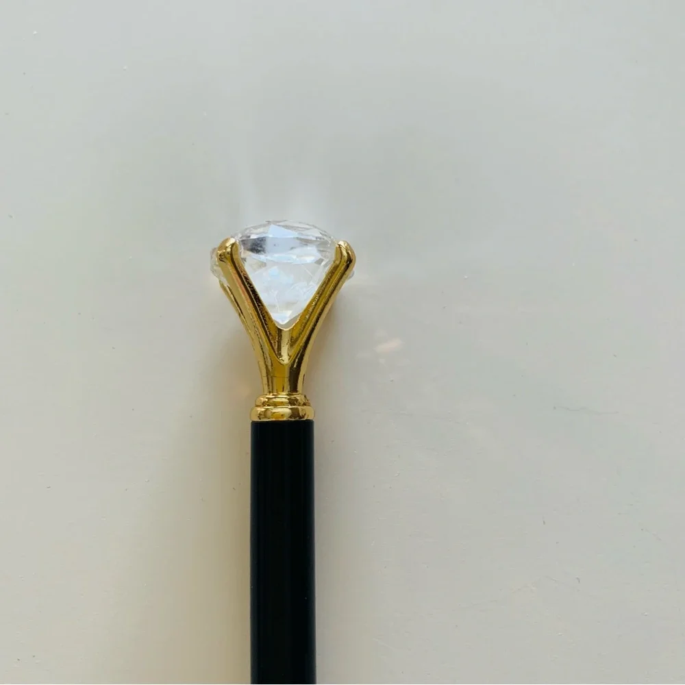 Diamond topped pen with pen holder 💎
